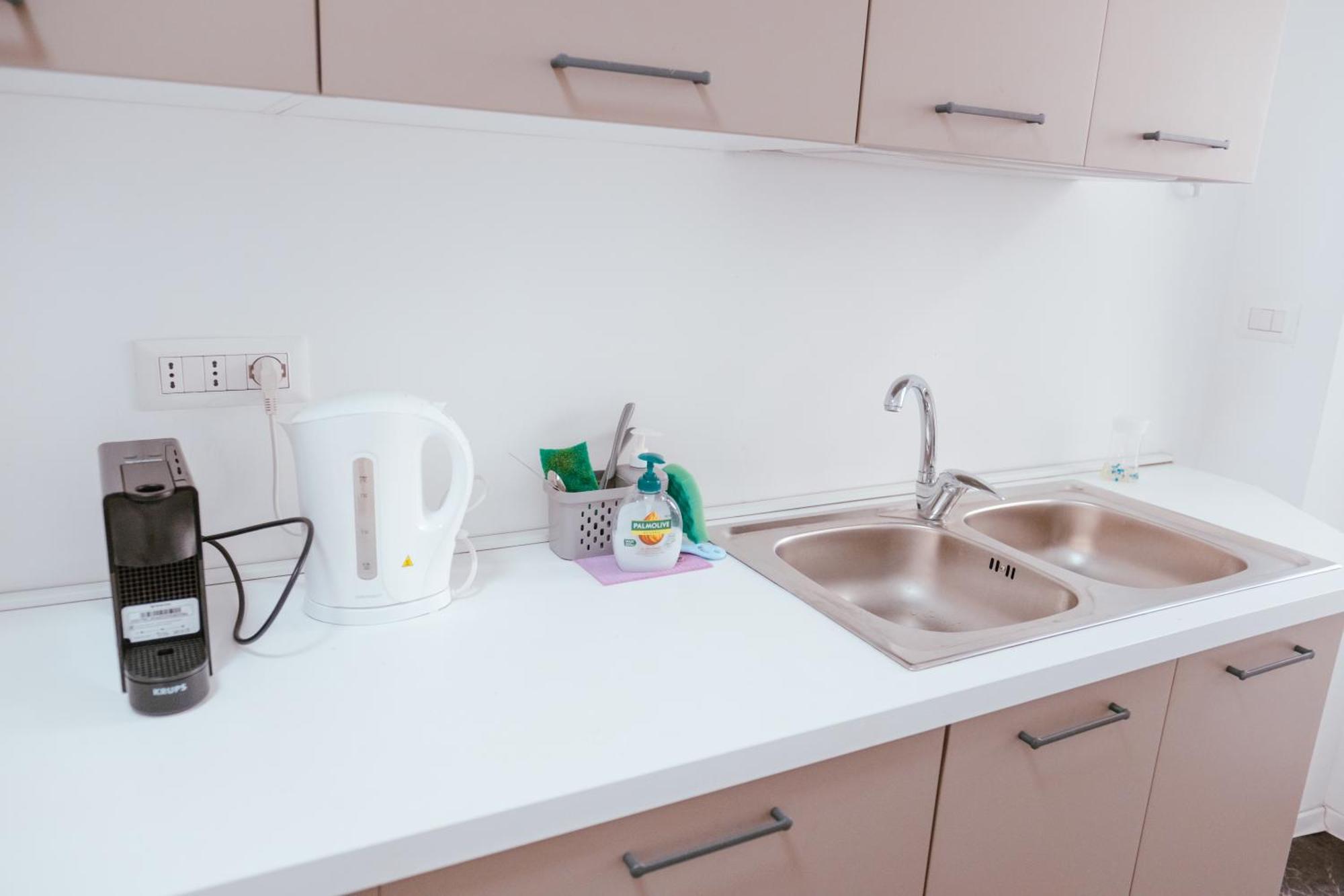 バーリCasa Di Neoアパートメント エクステリア 写真